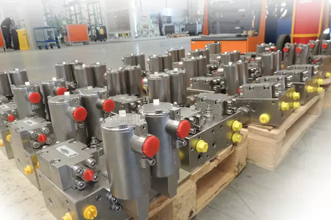 Pic #2 - 90 Blocchi idraulici compatti