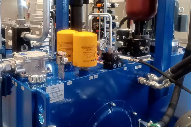 Pic #2 - HPU comando pressa meccanica: innovazione ed efficienza in azione